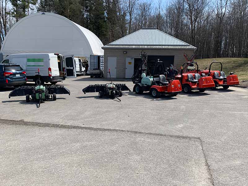 5 varying types of turf sprayers